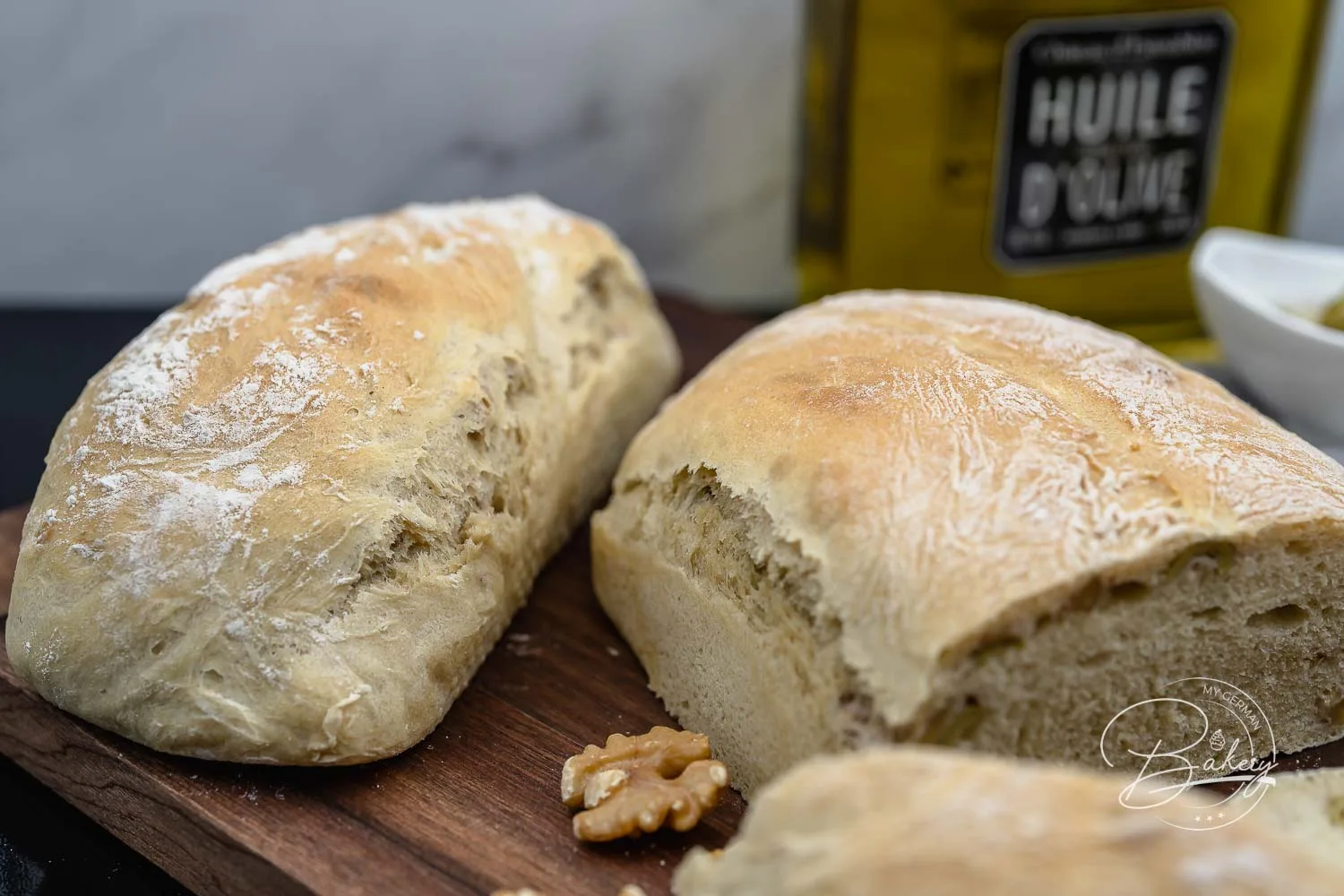 Einfaches Ciabatta Rezept - leckeres italienisches Brot als Dinnerbrot - Bestes und einfaches Ciabatta Rezept für leckeres italienisches Brot als Dinnerbrot zum Salat, Grillabend, Pasta oder auch pur mit Olivenöl,