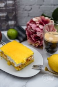 Sahnekuchen ohne Mehl - Maracuja Biskuit Kuchen glutenfrei - Biskuitkuchen mit Maracuja - gluten frei - Backen ohne Mehl, Kuchen ohne Mehl - Puddingpulver statt Mehl nutzen