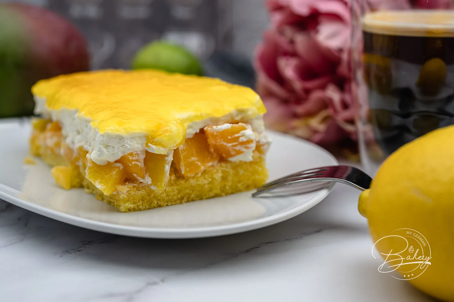Sahnekuchen ohne Mehl - Maracuja Biskuit Kuchen glutenfrei - Biskuitkuchen mit Maracuja - gluten frei - Backen ohne Mehl, Kuchen ohne Mehl - Puddingpulver statt Mehl nutzen
