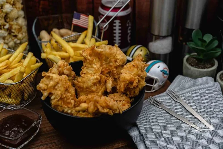 Knusprige Chicken Nuggets Rezept der Crispy Chicken Tenders wie von KFC Copycat Version. Crispy Chicken Nuggets selber machen Finger Food