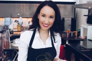 Bild von Vanessa Pur – Foodbloggerin & Gründerin von EinfacheRezepte.tv
