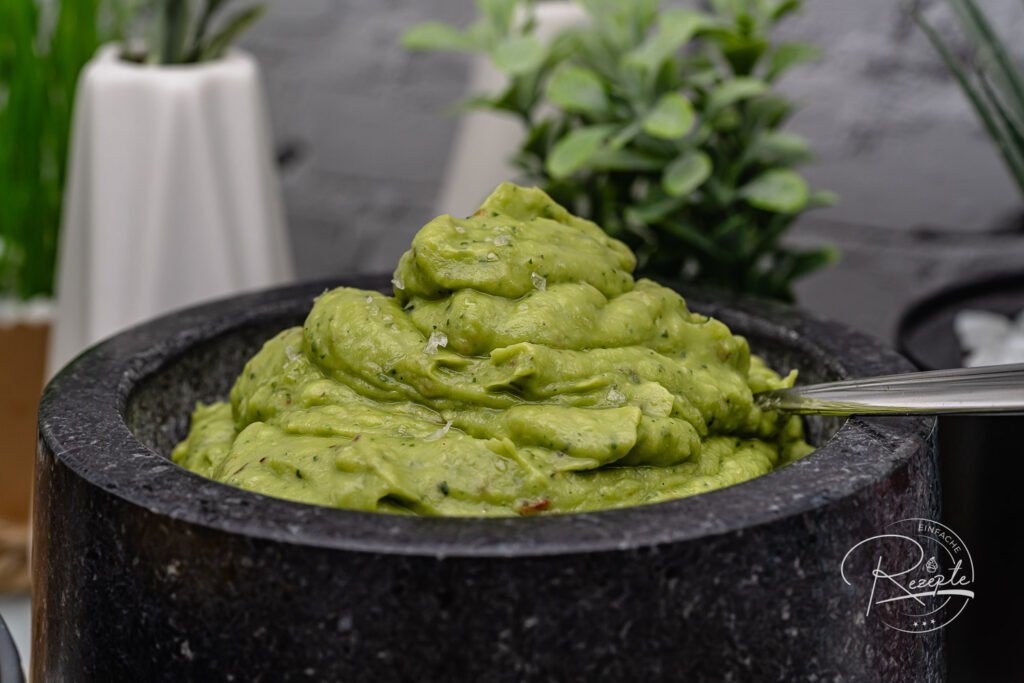 Guacamole Rezept - Chipotle Copycat Rezept - einfach und lecker